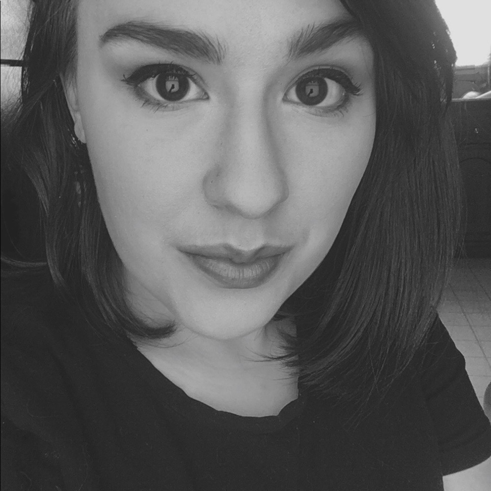 Meet your Posher, Liz